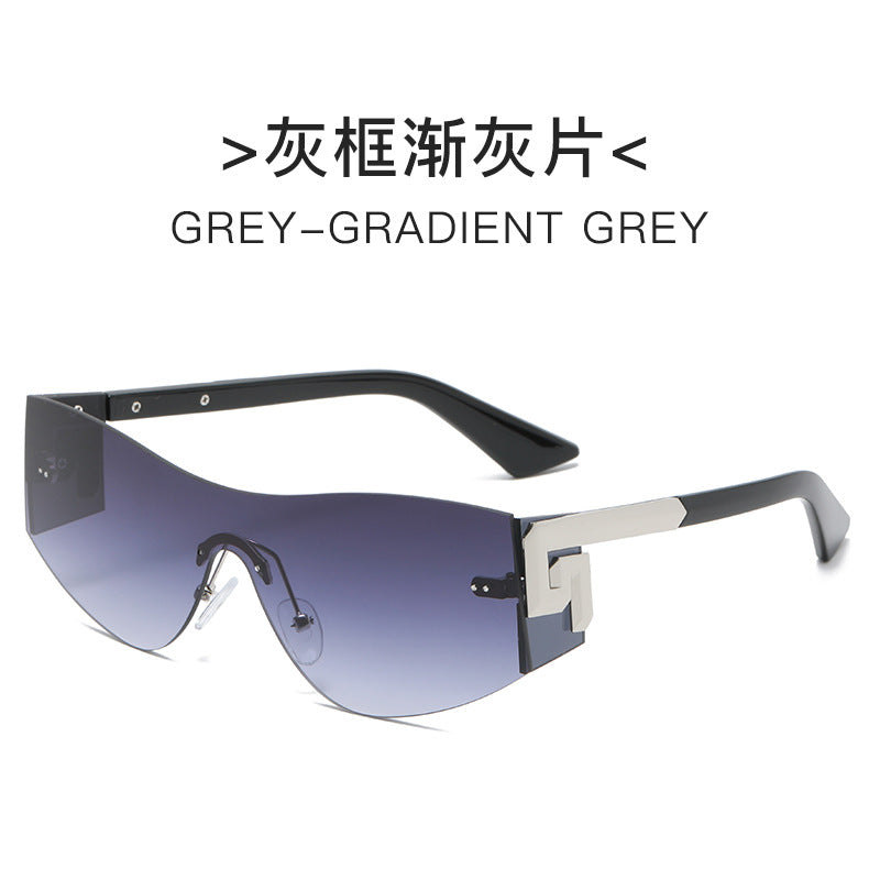 Women's futuristic oversized sunglasses with striking design Stornfield