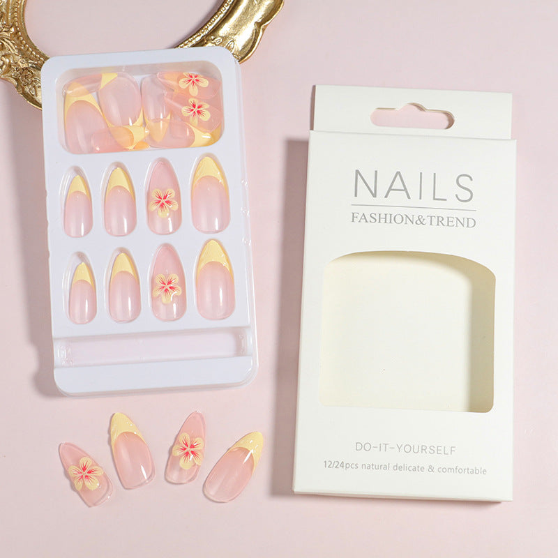 Floral Accent Press-On Nail Set Stornfield