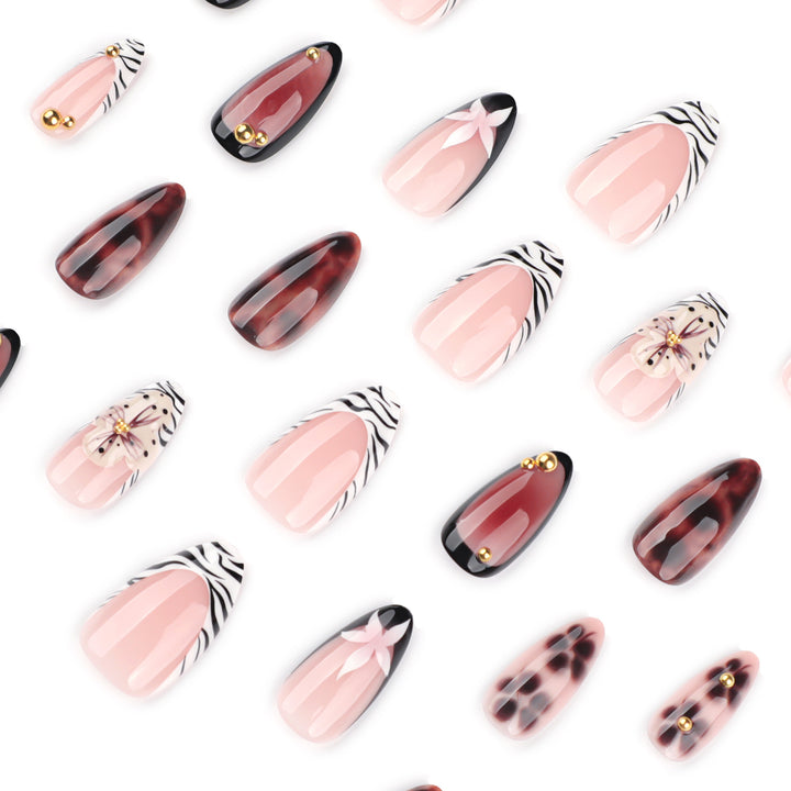 Nail Art with elegant flower design and glitter accents Stornfield