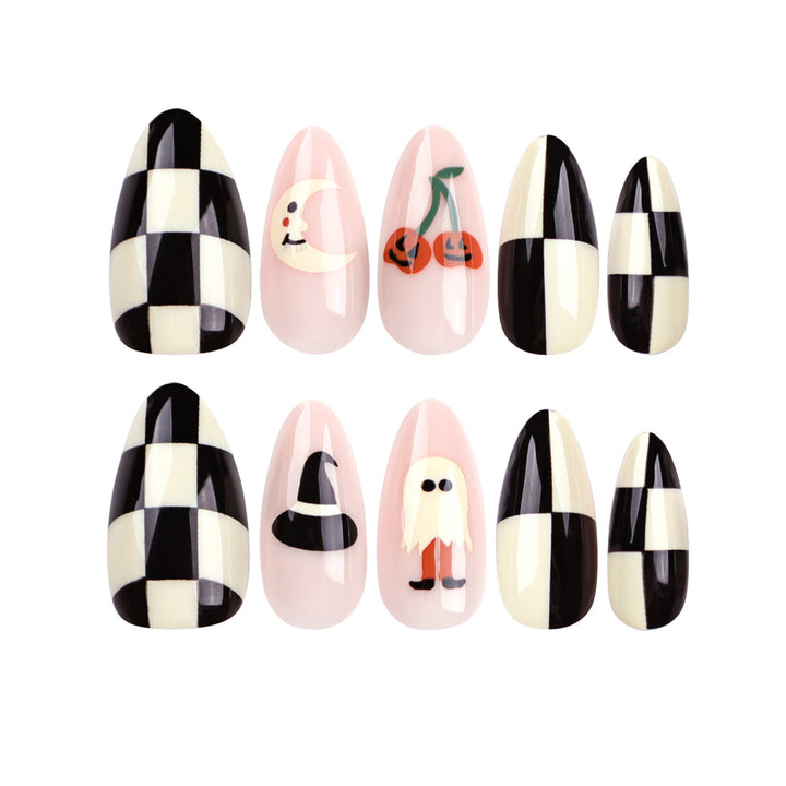 Artificial nail art in Halloween design Stornfield