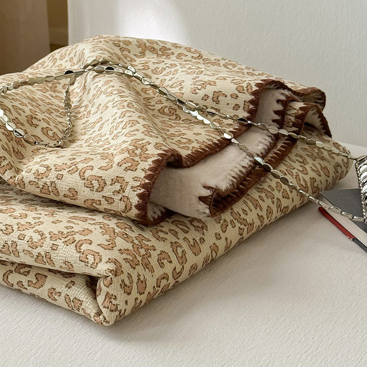 Reversible Quilted Lightweight Bed Throw Blanket with Micro Leopard Jacquard Pattern