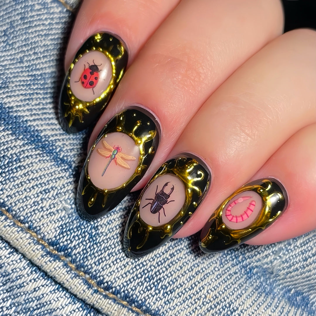 Artistic Insect-Themed Press-On Nails Stornfield