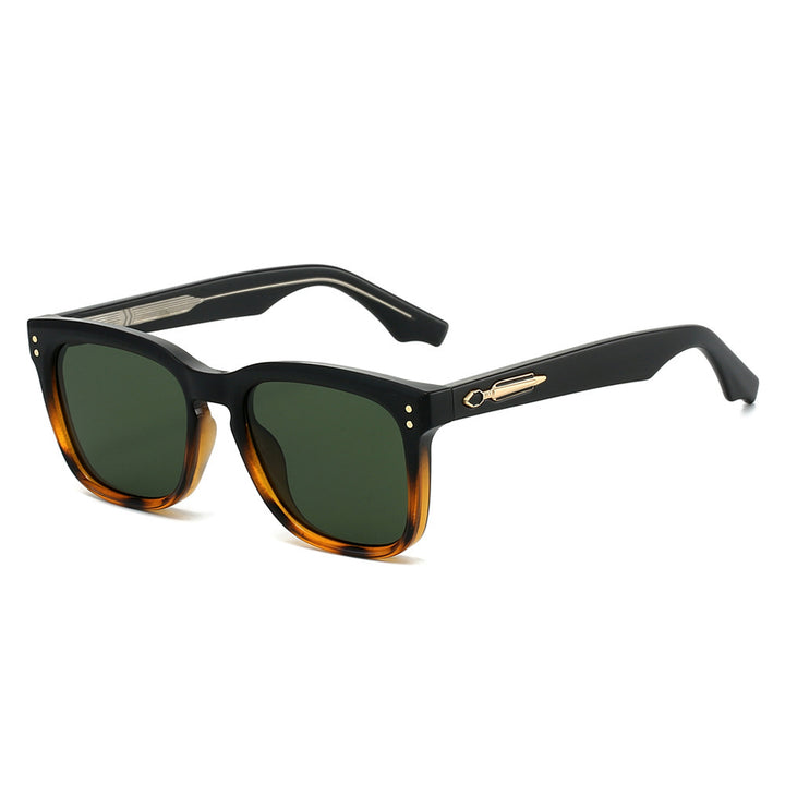 Ladies sunglasses in elegant rectangular design by Stornfield
