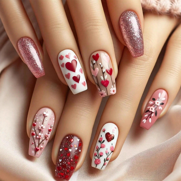 Heart-Themed Decorative Press-On Nail Art Stornfield