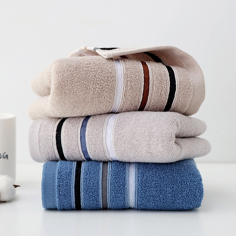 High-Quality Terry Bath Towel With Elegant Stripe Border Stornfield