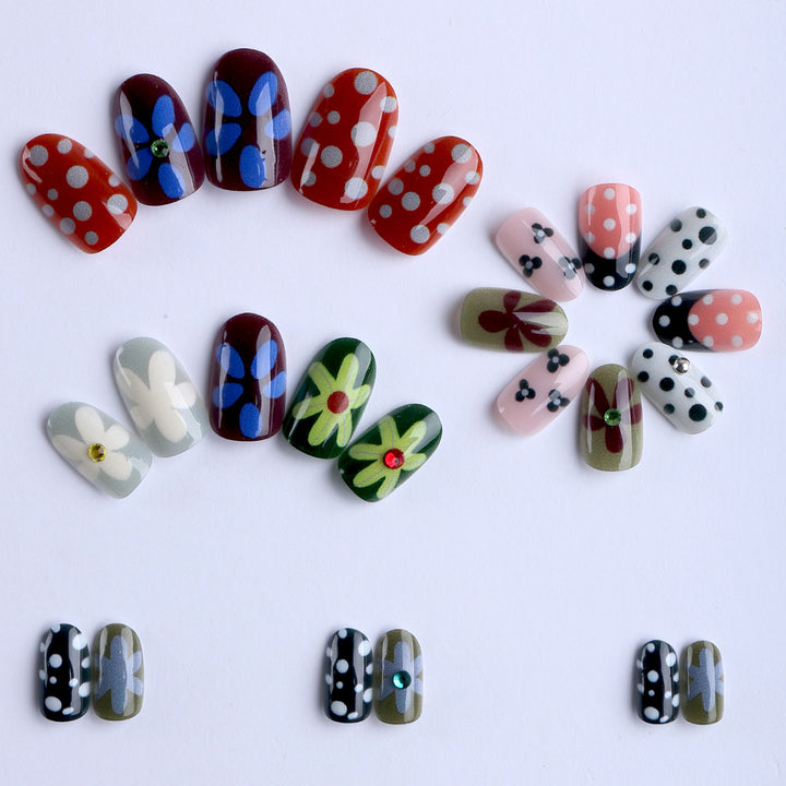 Artful Nail Art with Floral Designs Stornfield