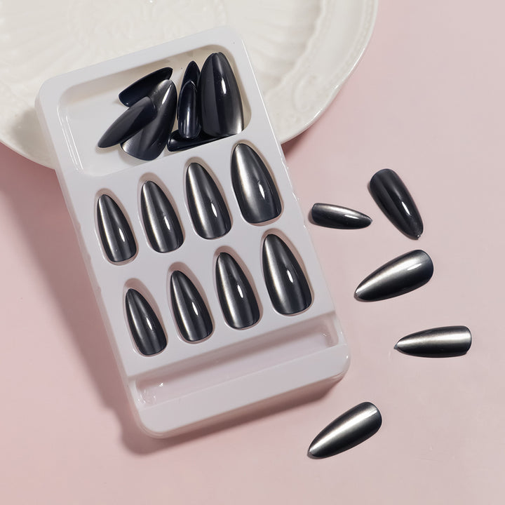 DIY Almond-Shaped Press-On Nail Set Stornfield
