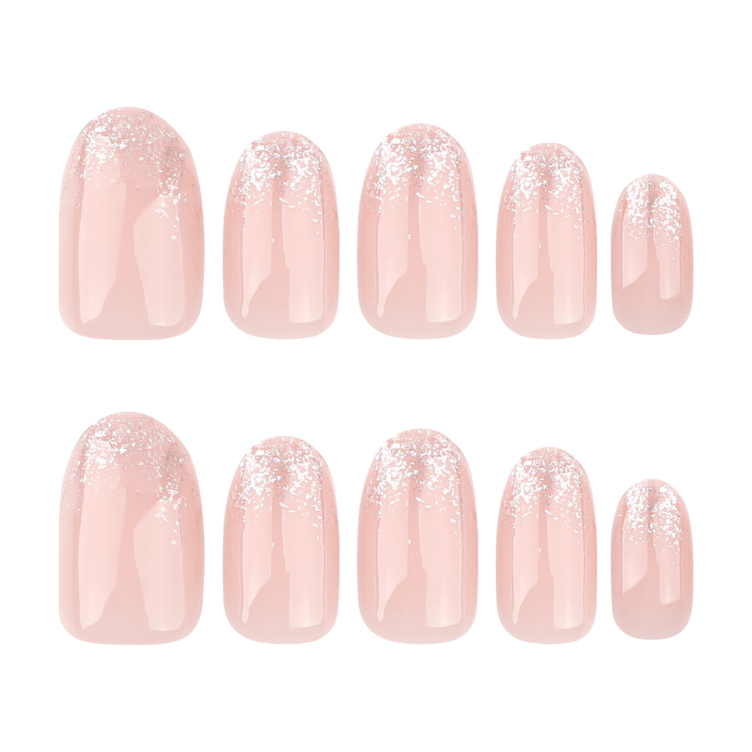 Glittering nail extensions with elegant gradient Stornfield