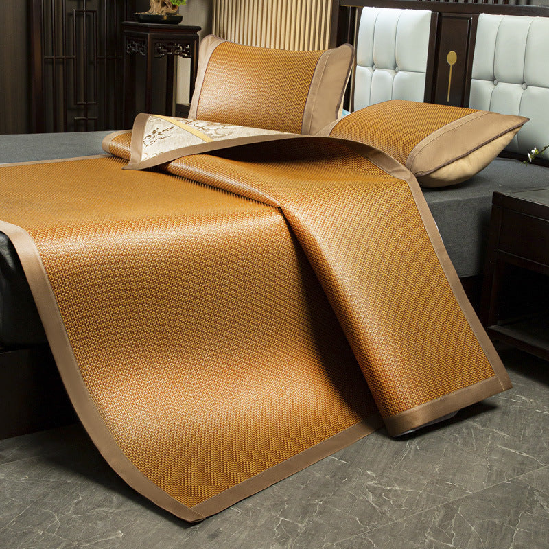 Women luxurious bedspread with elegant design Stornfield