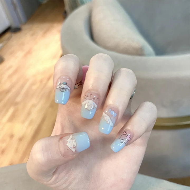Artful nail extensions with an elegant leaf pattern Stornfield
