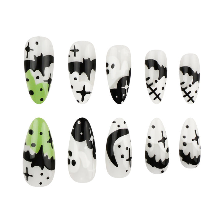 Creative Halloween-Themed Press-On Nail Art Stornfield