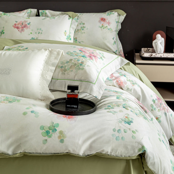 Luxurious cotton satin duvet cover set with watercolor flower pattern