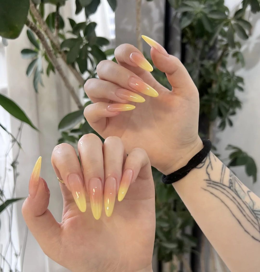 Artistic Press-On Nail Set with Unique Bow Designs Stornfield