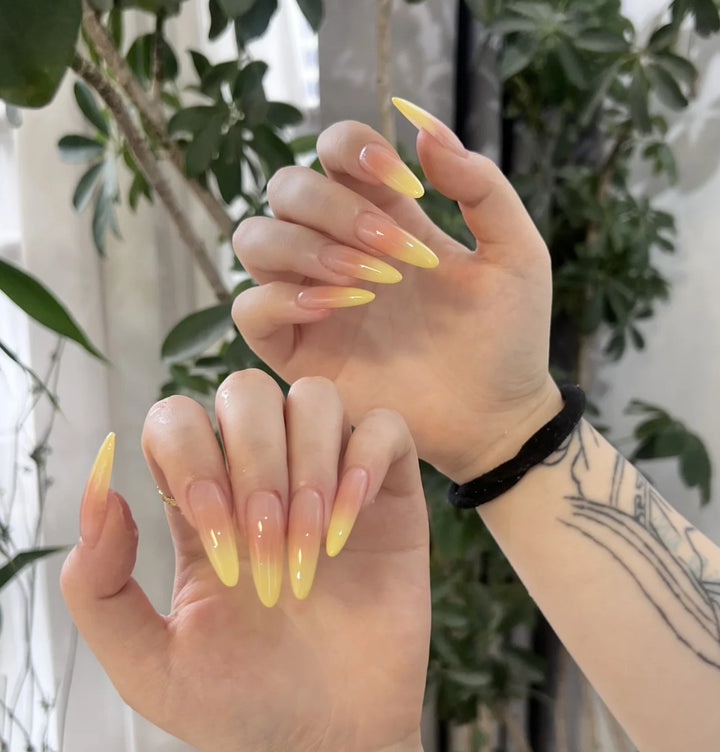 Artistic Press-On Nail Set with Unique Bow Designs Stornfield