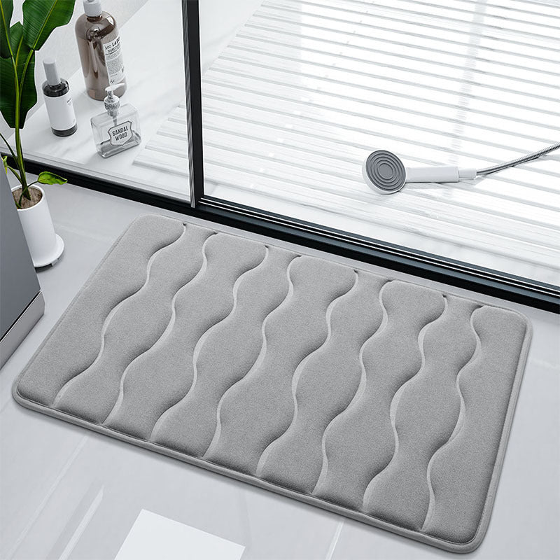 Plush Wave-Pattern Bath Mat
