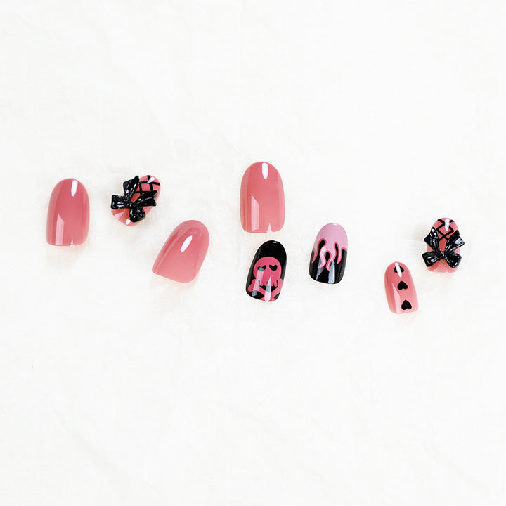 Artful Nail Art with Trendy Designs Stornfield