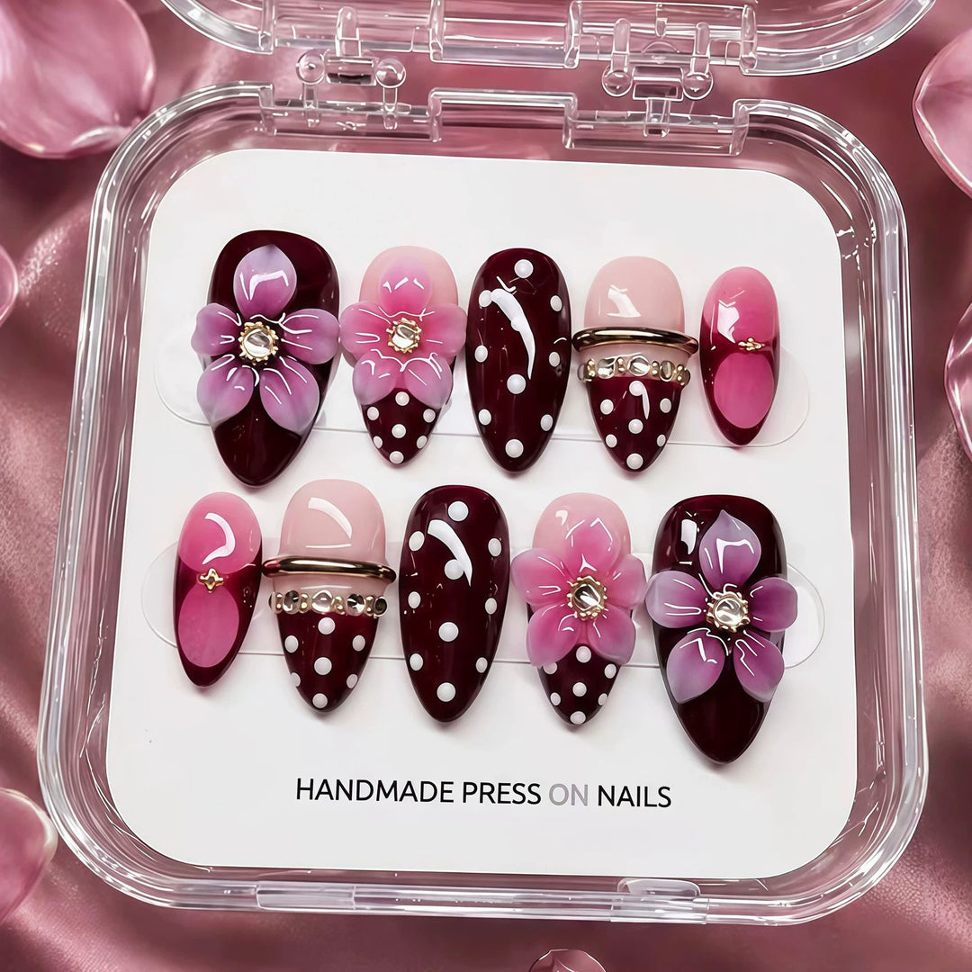 Decorative Press-On Nail Art Set with Floral Accents 1790746306