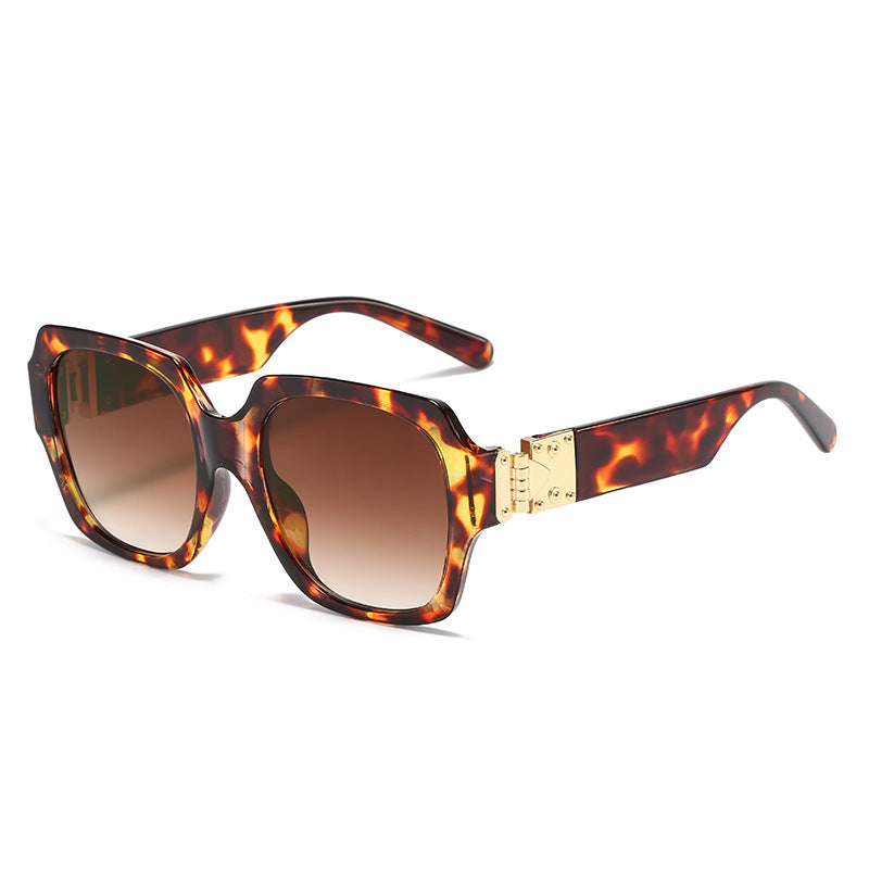 Women's fashionable oversized sunglasses with luxurious metal elements Stornfield