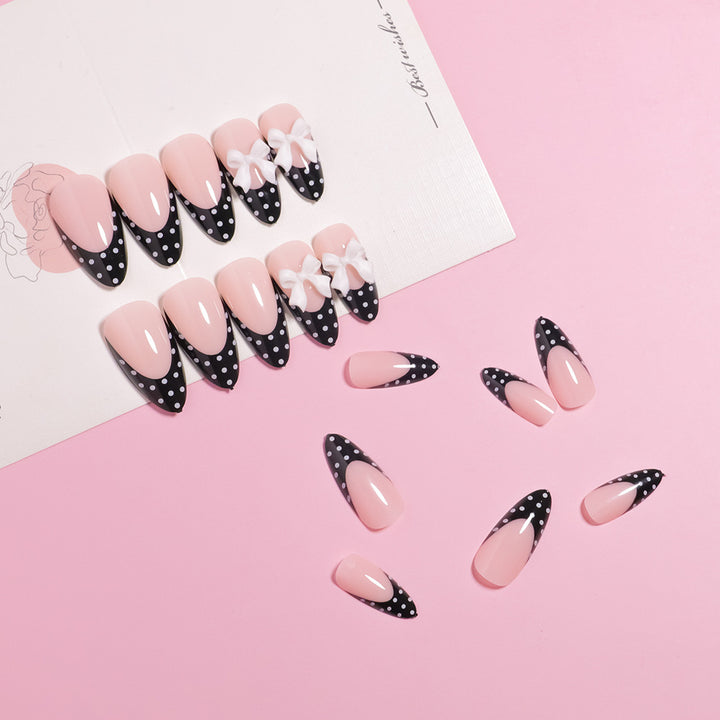 Stylish Polka Dot Press-On Nail Set Stornfield
