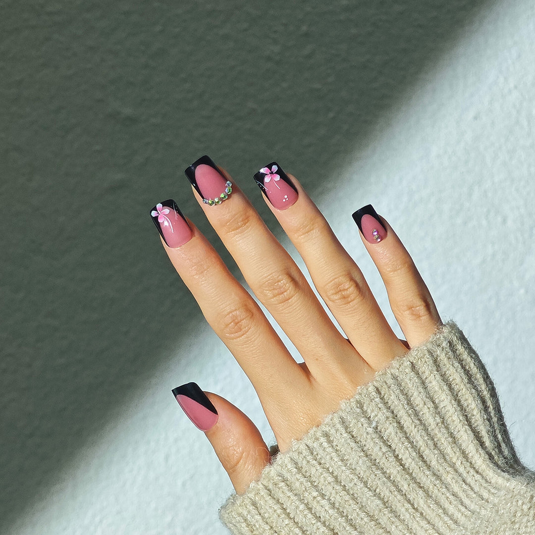Decorative Press-On Nail Art Set Stornfield