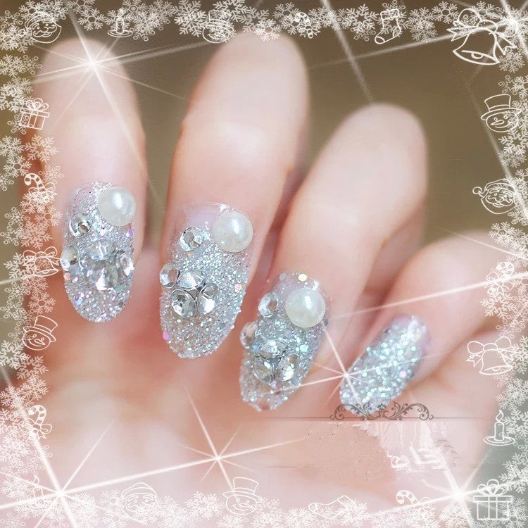 Decorative Rhinestone-Studded Press-On Nail Art