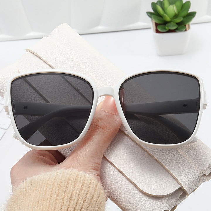 Women’s elegant oversized sunglasses in modern design Stornfield