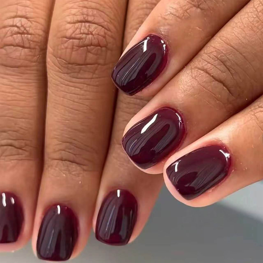 Artful Nail Extensions with Intense Shine Stornfield