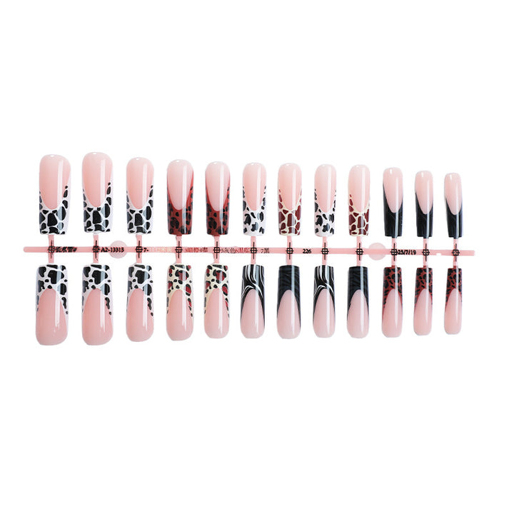 Artistic Patterned Press-On Nail Set Stornfield