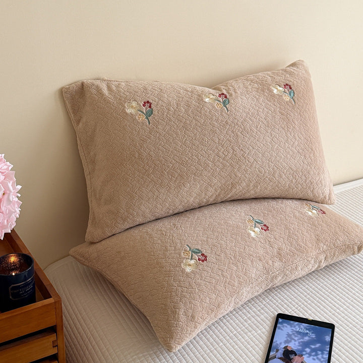Quilted Pillowcase Set