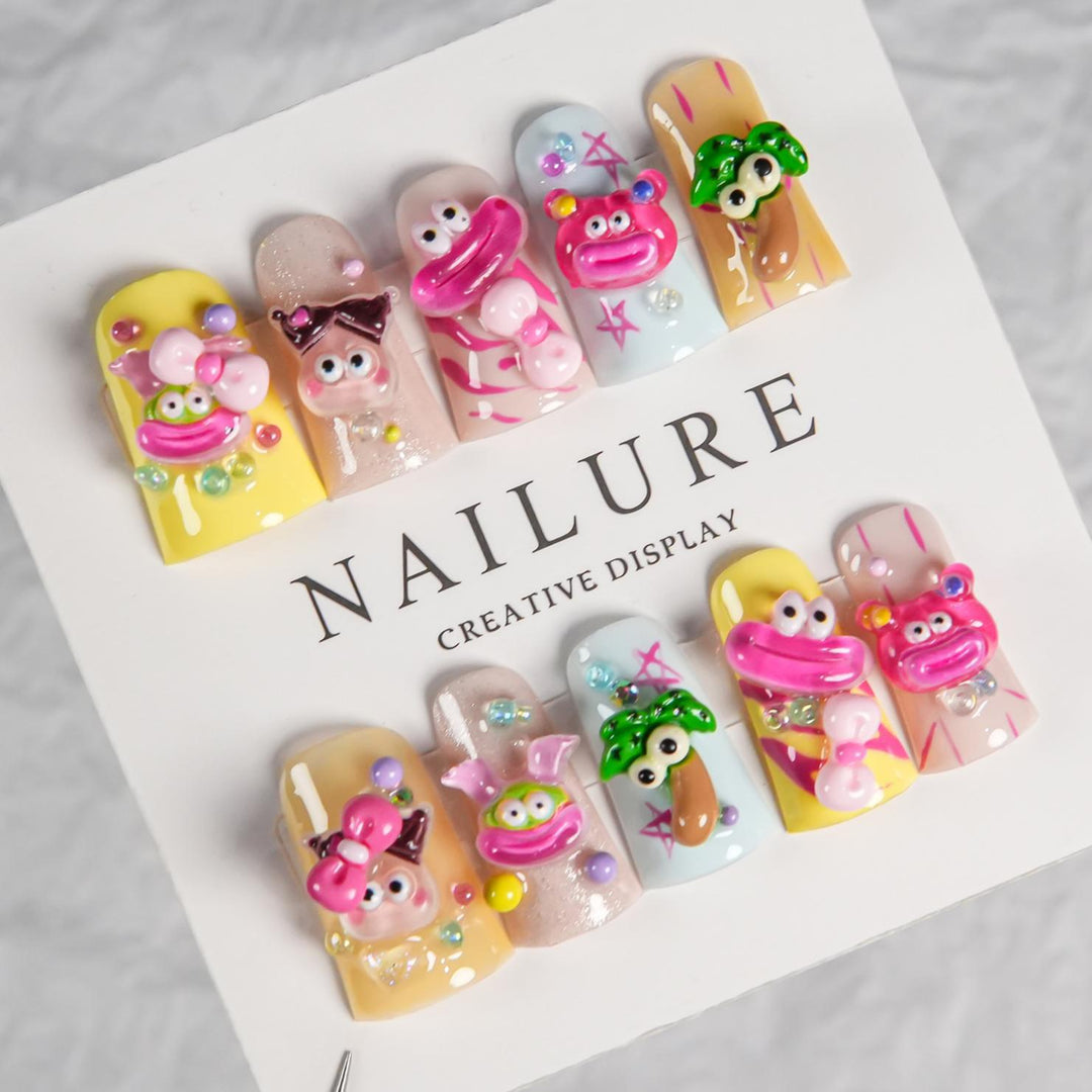 Creative Themed Press-On Nail Set
