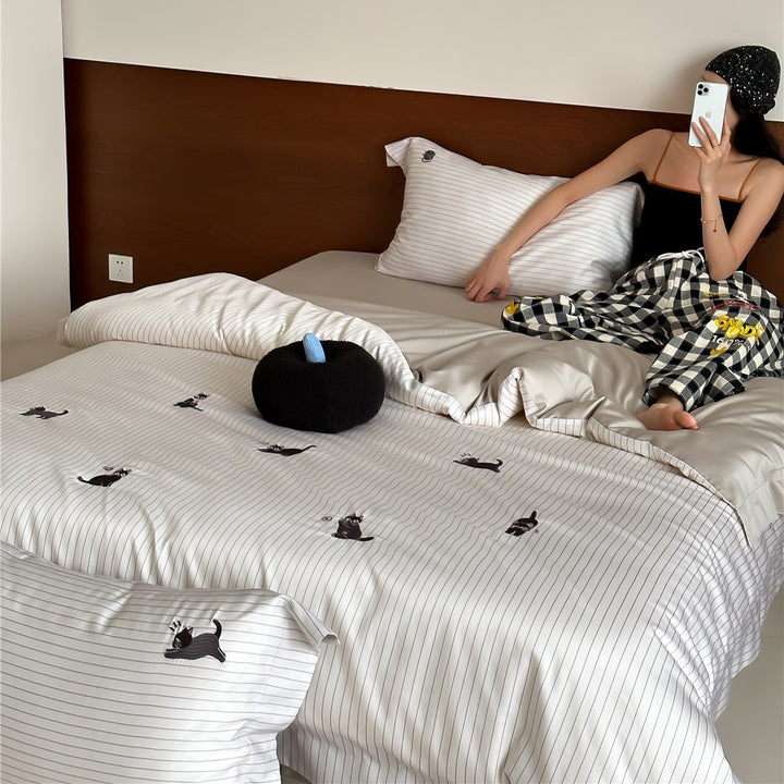 Cotton Sateen Striped Duvet Cover Set with Playful Cat Embroidery & Reversible Shams