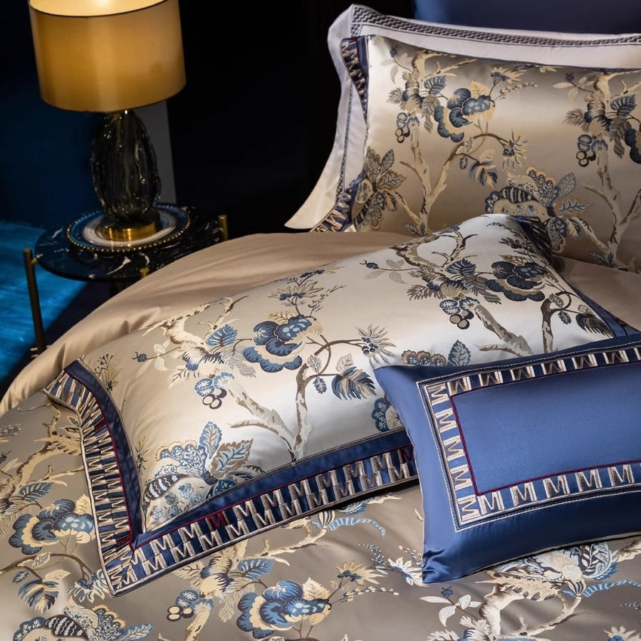 Satin-Jacquard Luxury Duvet Cover Ensemble with Floral Brocade, Piped Sateen Border and Decorative Pillow Shams