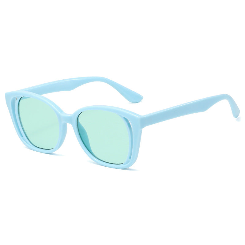 Ladies stylish cat-eye sunglasses with sturdy frame Stornfield