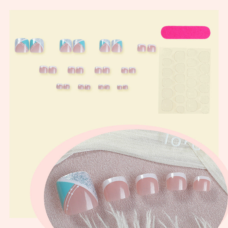 Nail set with luxurious geometric designs Stornfield