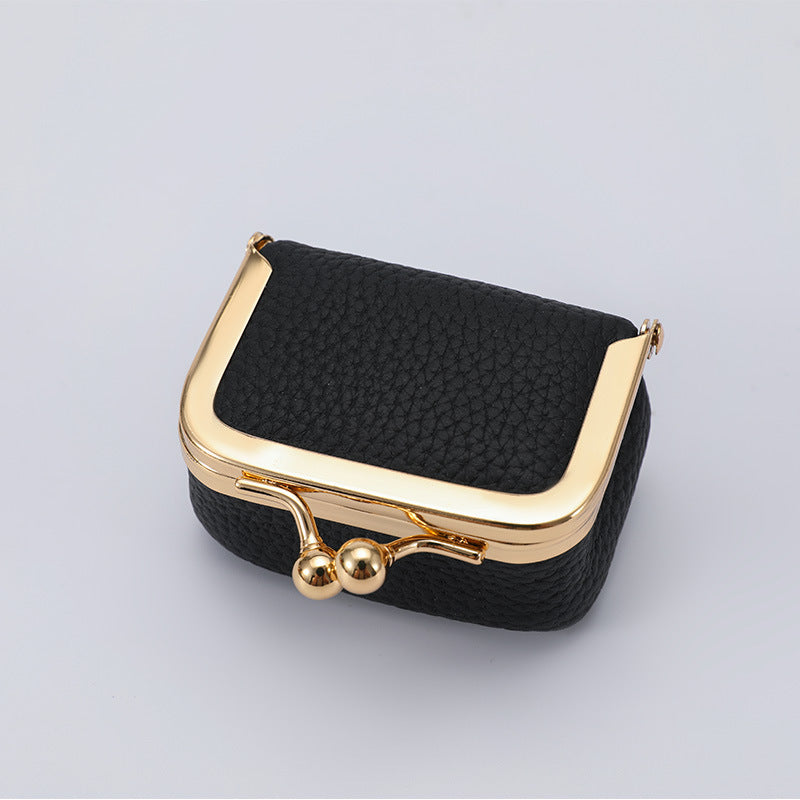 Elegant Vintage Clutch Stornfield