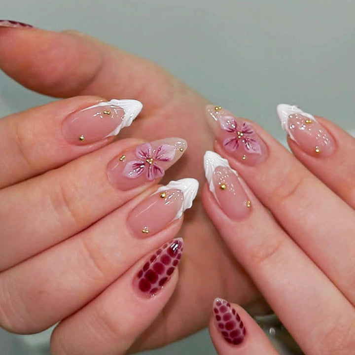 Artistic Floral Press-On Nail Art