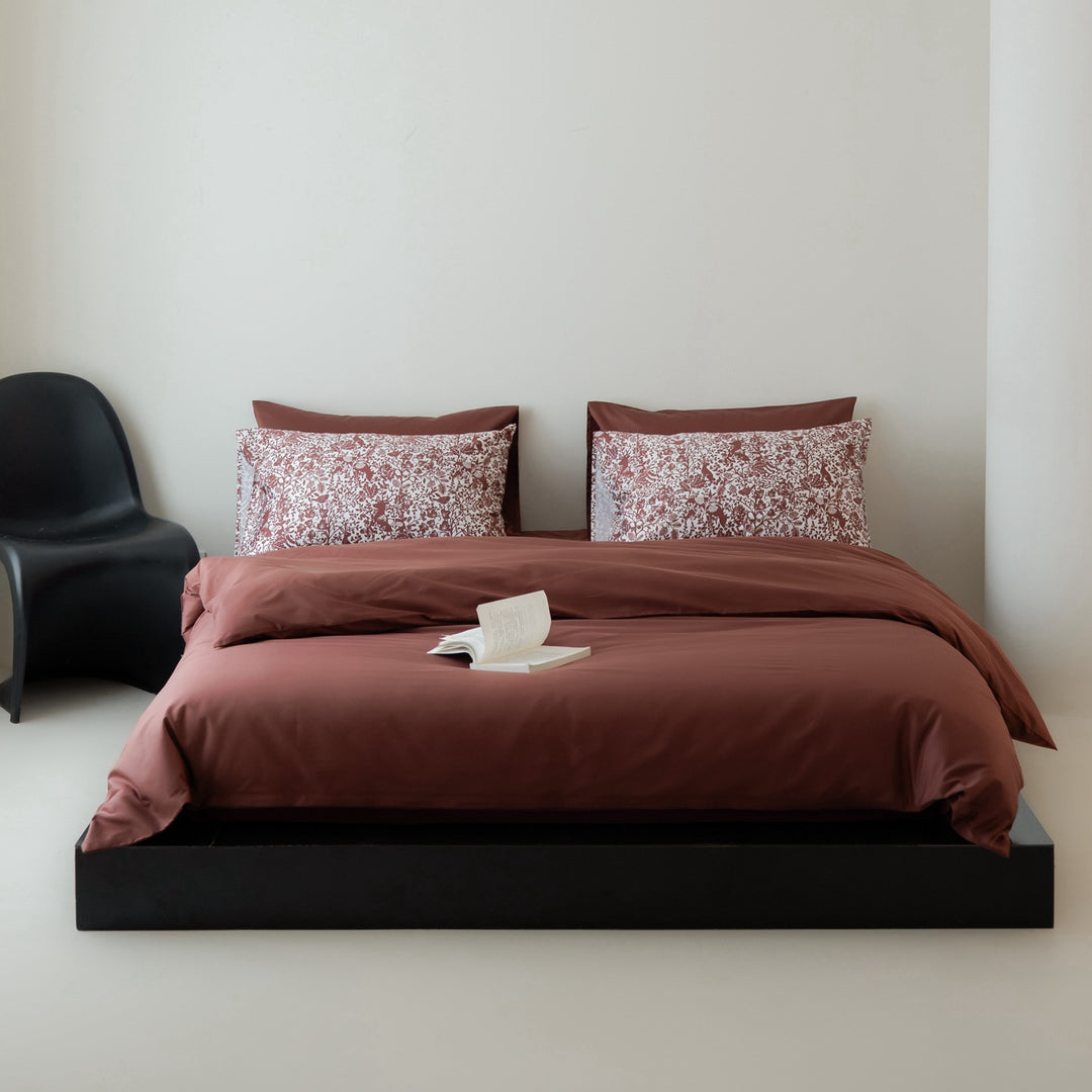 Reversible Cotton-Sateen Duvet Cover Set with Paisley Pillow Shams
