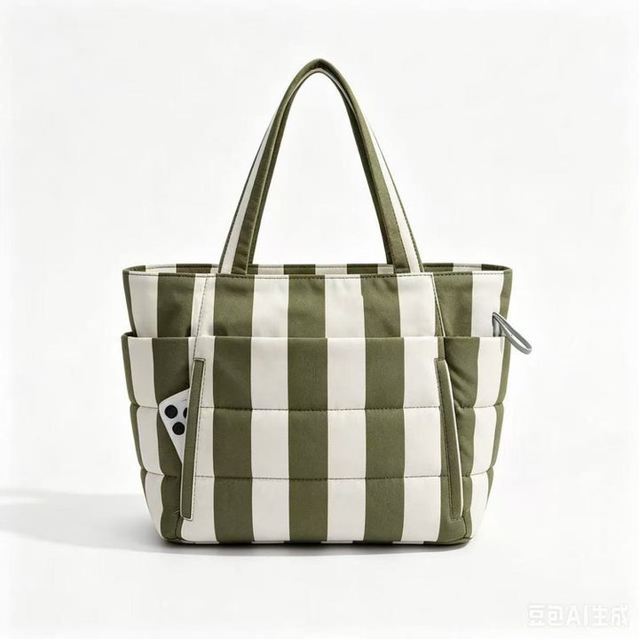 Outdoor-Suitable Carrying Bag with Insulated Interior Compartment Stornfield