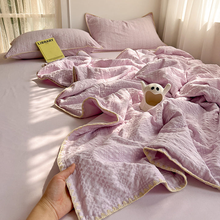 Lightweight Textured Quilt Set