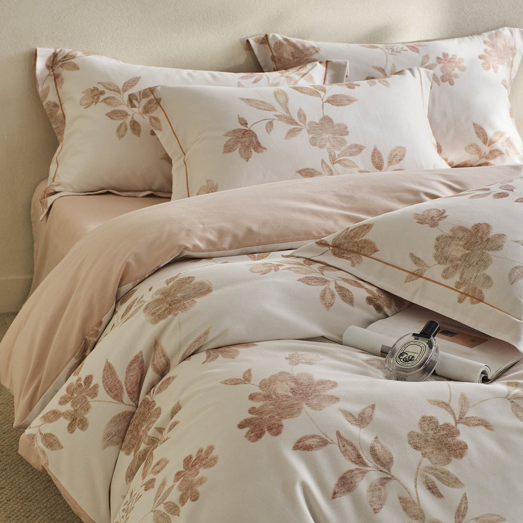 Reversible Botanical Cotton Sateen Duvet Cover Set with Pillow Shams