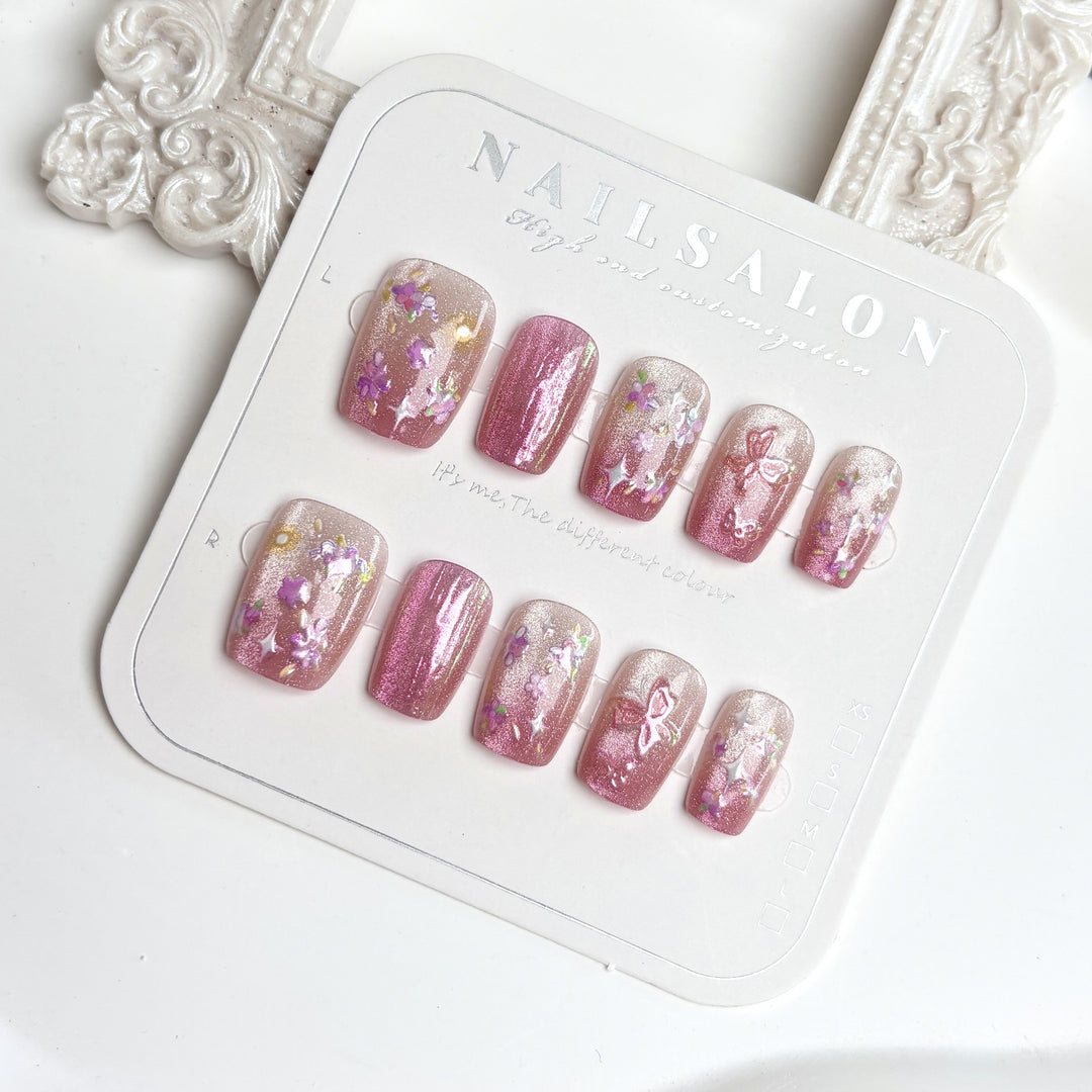 Floral Decorated Press-On Nail Art Set