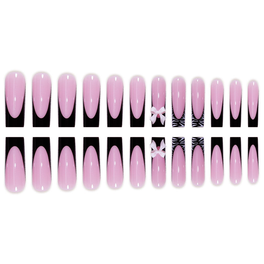 Elegant Decorative Press-On Nail Art Extensions Stornfield