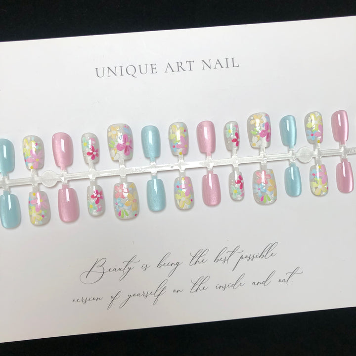 Floral-Themed Press-On Nail Art Set with Decorative Elements