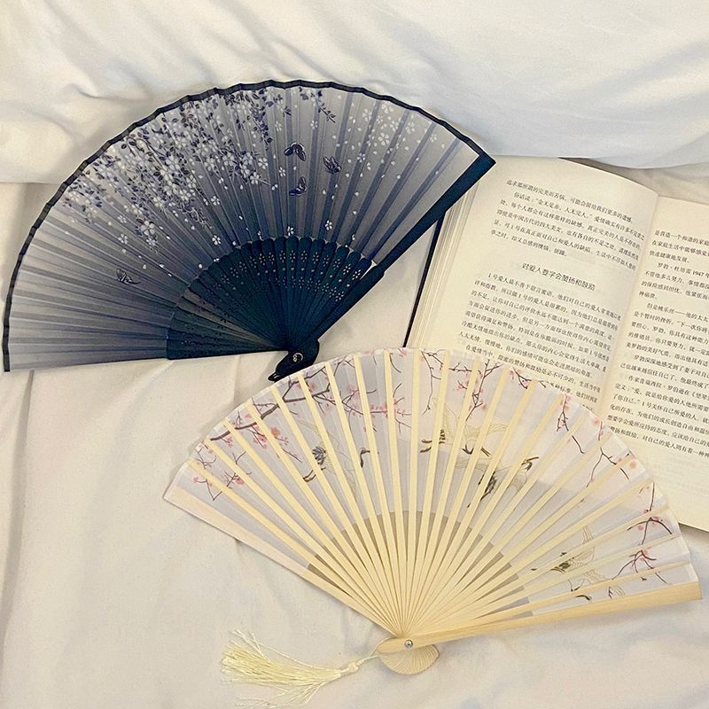 Handcrafted fan with elegant design Stornfield