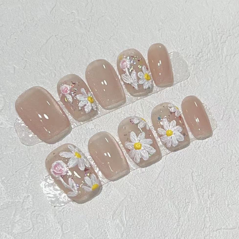 Floral-Inspired Press-On Nail Art Set Stornfield