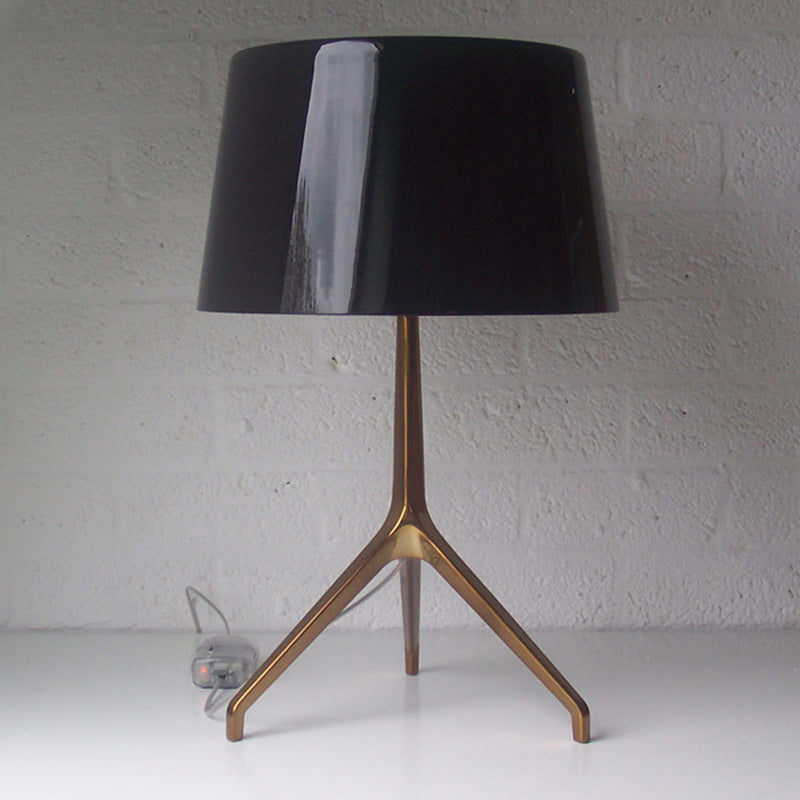 Modern Table Lamp with Sleek Metallic Base