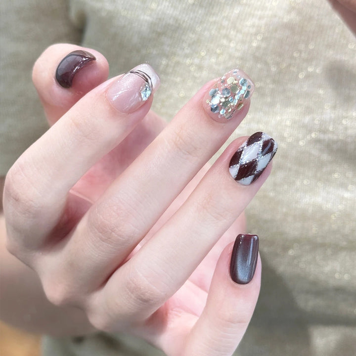 Artificial nail tips with glamorous details Stornfield