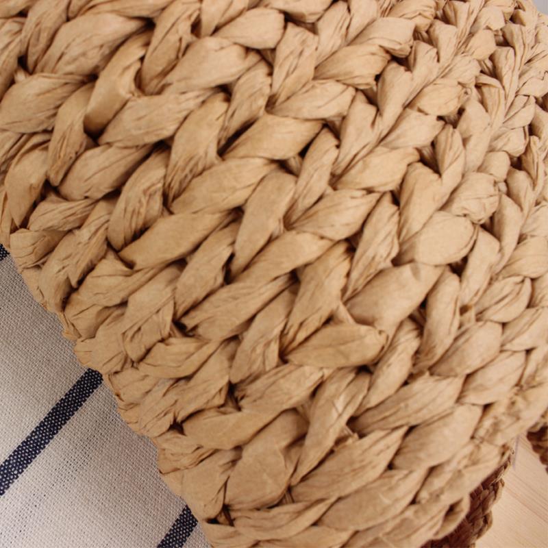Shoulder bag made of braided natural material Stornfield