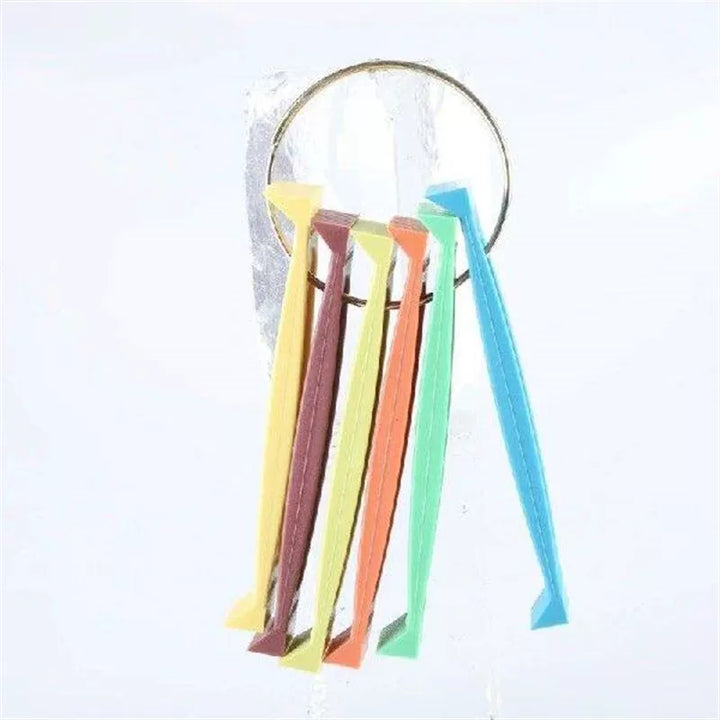 Unisex one size resealable food bag with clips on the connecting ring for organizing pantry and travel Stornfield