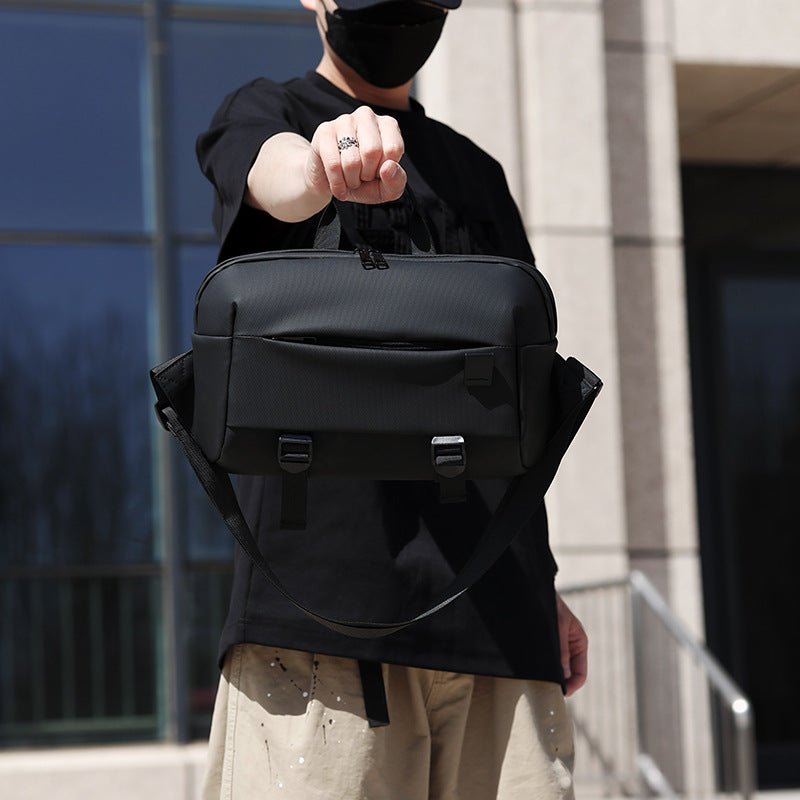 Modern Crossbody Laptop Case Stornfield